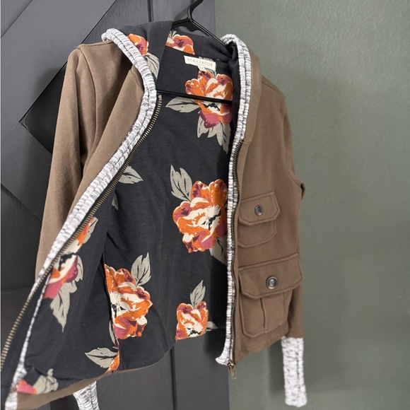 Scrapbook Sweater Jacket - Picture 3 of 10